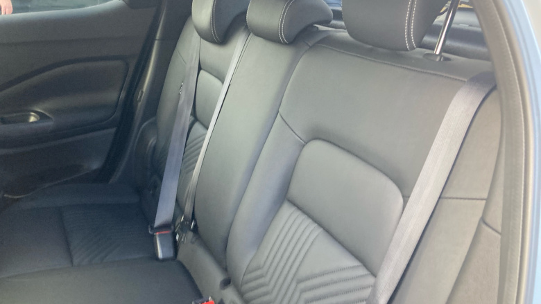 Nissan Juke 1.0 DiG-T Tekna 5dr Petrol Hatchback